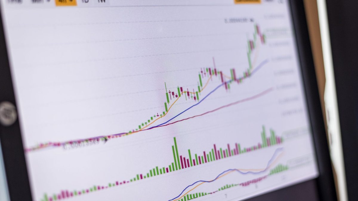 Dave Portnoy Says He’s Down Millions on Bitcoin, Vows Not to Panic Sell Again