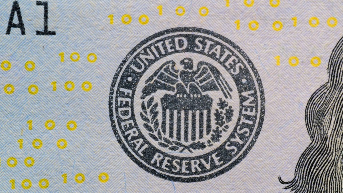 Crypto Traders Brace for FOMC Minutes as Fed Chair Warsh Signals Hawkish Turn