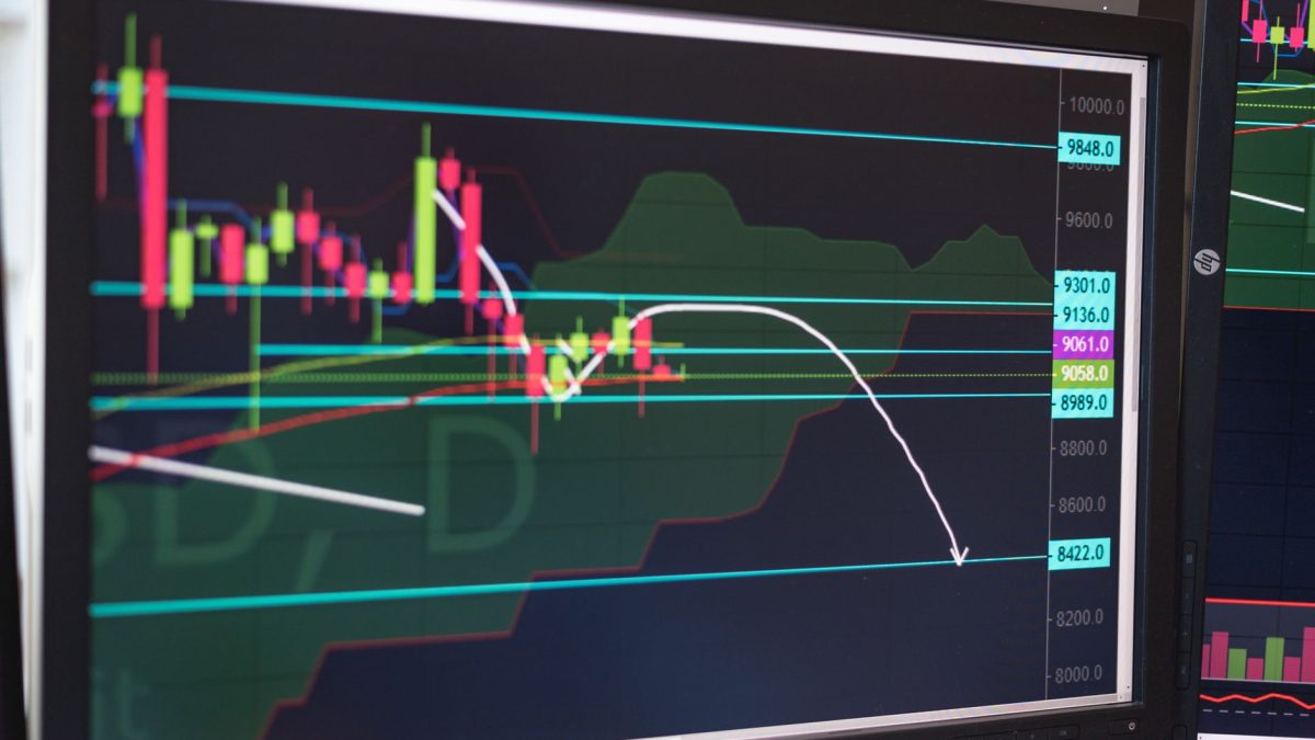 Bitcoin Steadies Near $62K, but CoinShares Says This Is Only Early-Stage Bottoming